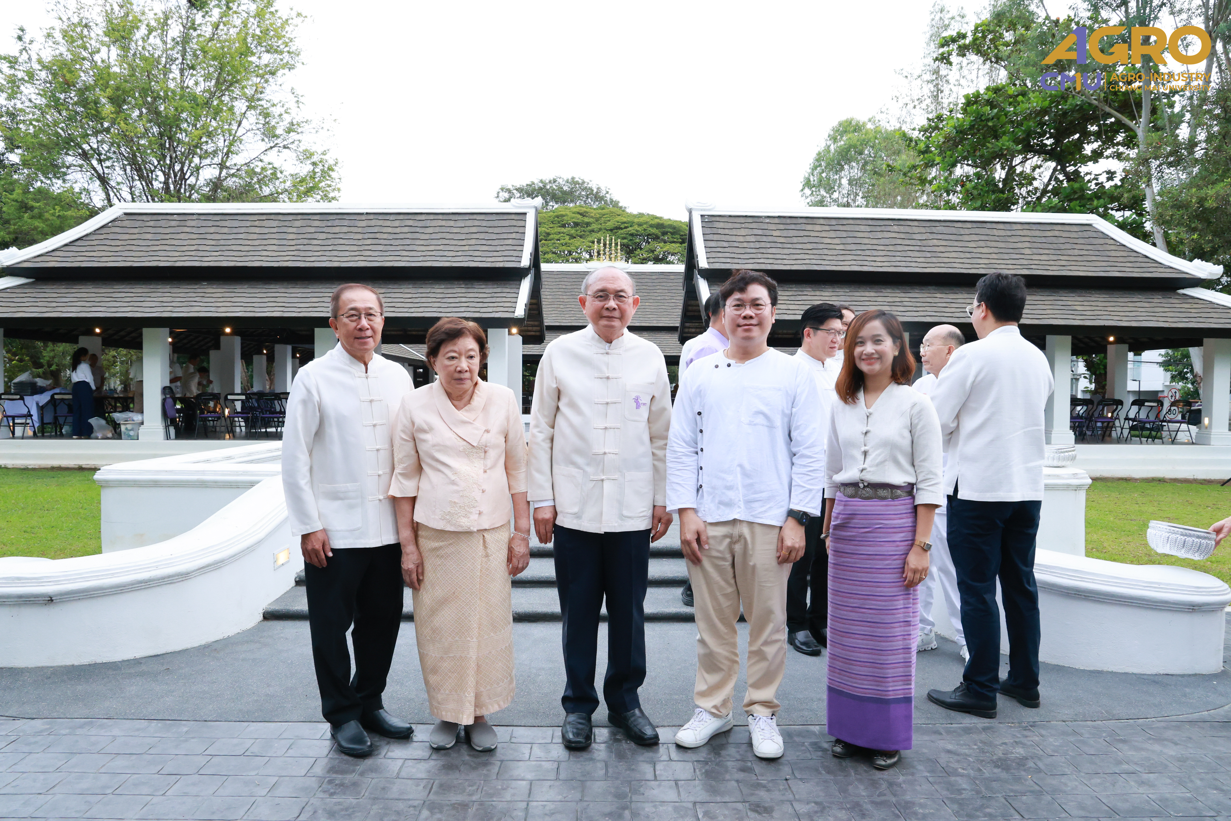 พิธีทำบุญตักบาตรเนื่องในวันเทโวโรหณะ ประจำปี 2568